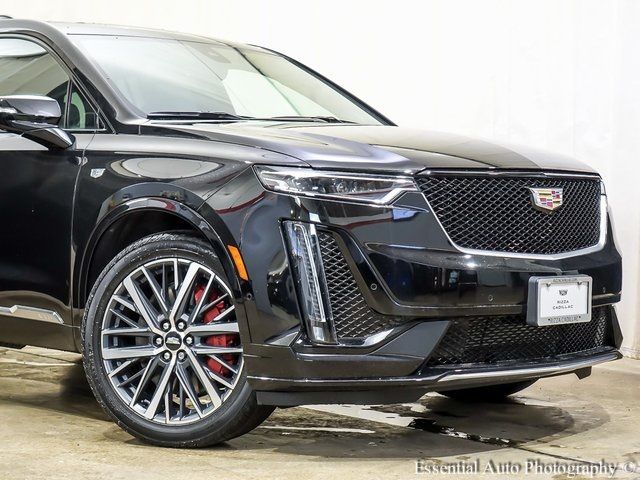2025 Cadillac XT6 Sport
