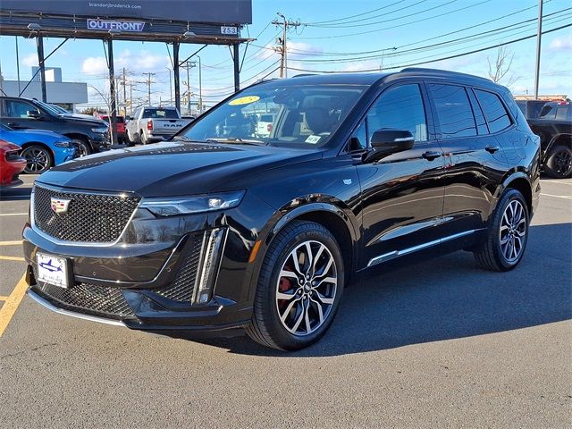 2025 Cadillac XT6 Sport