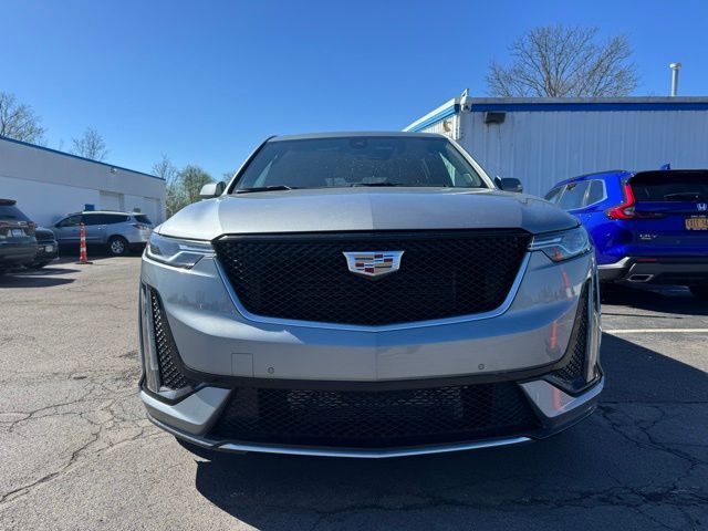 2025 Cadillac XT6 Sport
