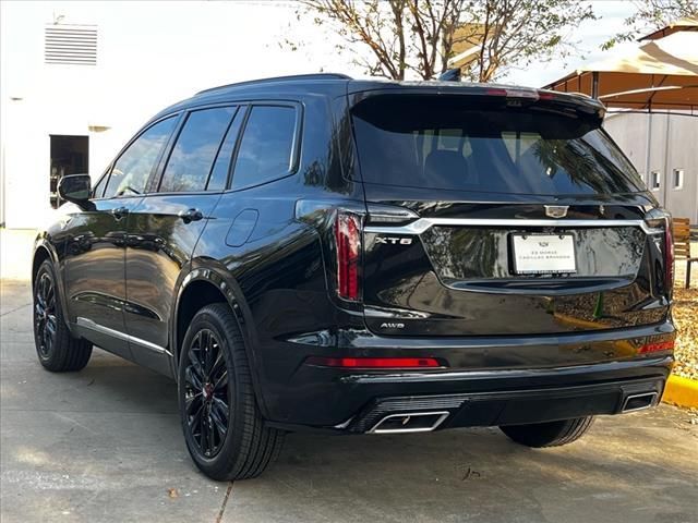 2025 Cadillac XT6 Sport