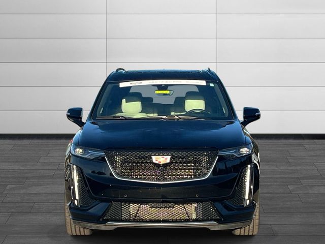 2025 Cadillac XT6 Sport