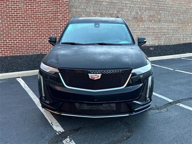 2025 Cadillac XT6 Sport