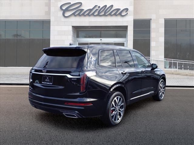 2025 Cadillac XT6 Sport