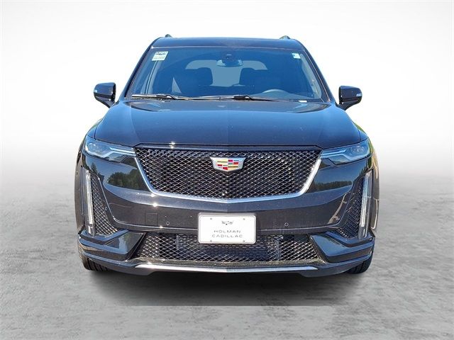 2025 Cadillac XT6 Sport