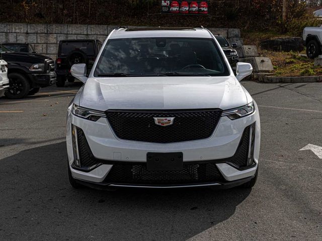 2025 Cadillac XT6 Sport