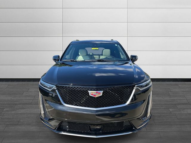 2025 Cadillac XT6 Sport