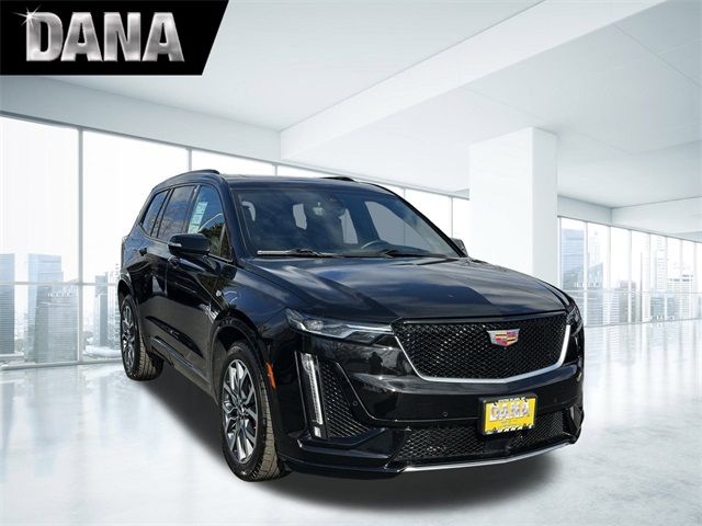 2025 Cadillac XT6 Sport