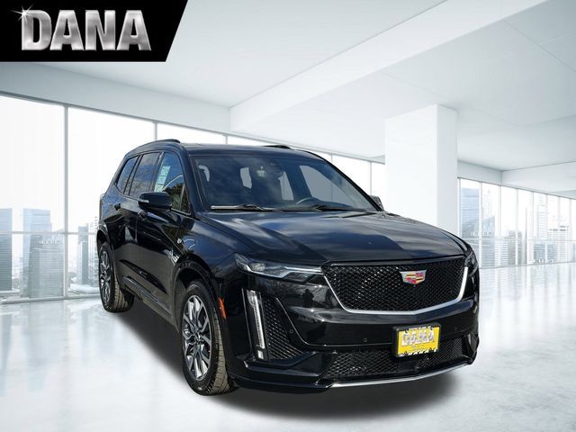 2025 Cadillac XT6 Sport