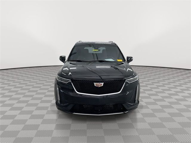 2025 Cadillac XT6 Sport