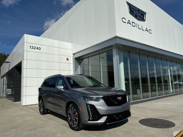 2025 Cadillac XT6 Sport