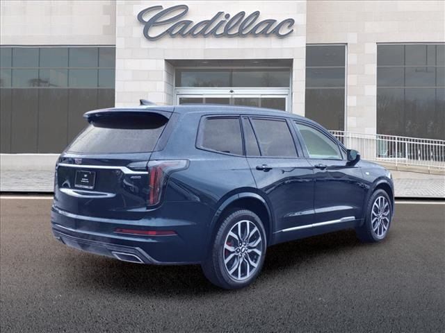 2025 Cadillac XT6 Sport