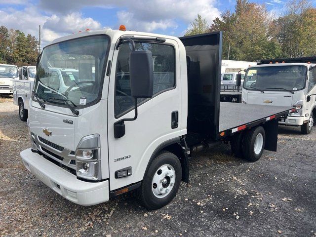 2025 Chevrolet 3500 HG LCF Gas Base