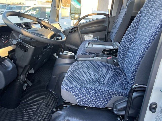 2025 Chevrolet 4500 HG LCF Gas Base