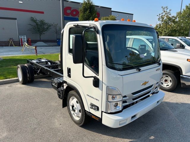 2025 Chevrolet 4500 HG LCF Gas Base