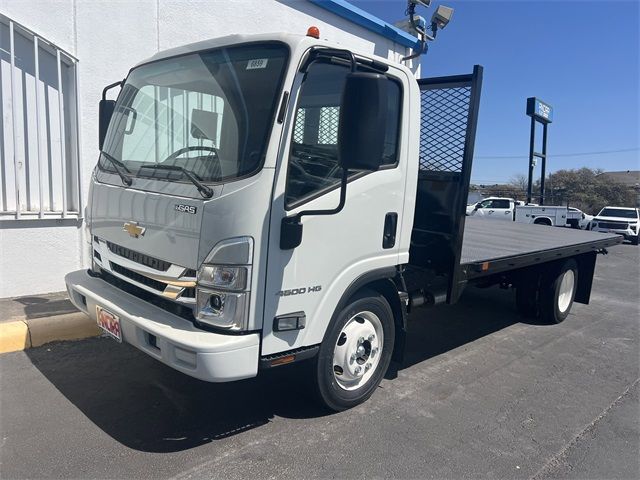 2025 Chevrolet 4500 HG LCF Gas Base