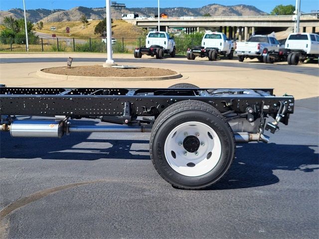 2025 Chevrolet 4500 HG LCF Gas Base