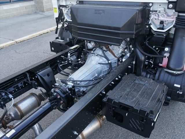 2025 Chevrolet 4500 HG LCF Gas Base