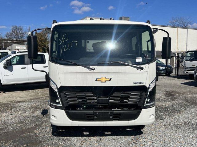 2025 Chevrolet 5500 XD LCF Diesel Base