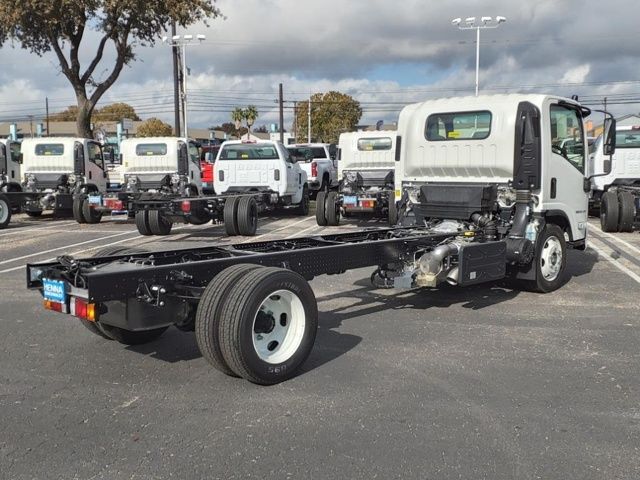2025 Chevrolet 5500 XD LCF Diesel Base