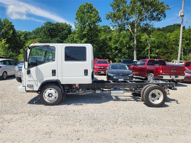 2025 Chevrolet 5500 XG LCF Gas Base