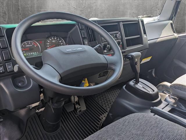 2025 Chevrolet 5500 XG LCF Gas Base