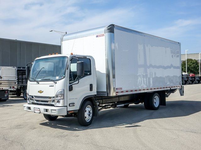 2025 Chevrolet 5500 XG LCF Gas Base