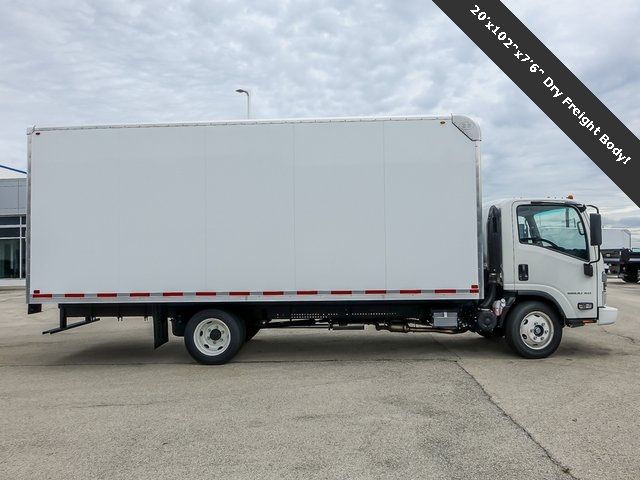 2025 Chevrolet 5500 XG LCF Gas Base