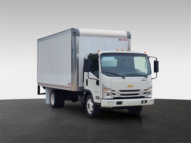 2025 Chevrolet 5500 XG LCF Gas Base