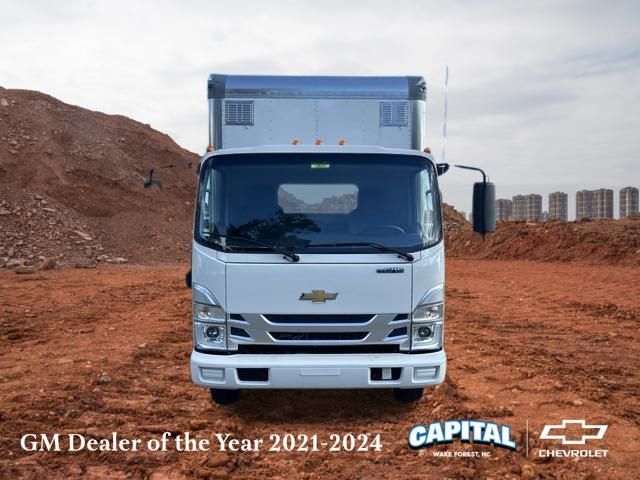 2025 Chevrolet 5500 XG LCF Gas Base