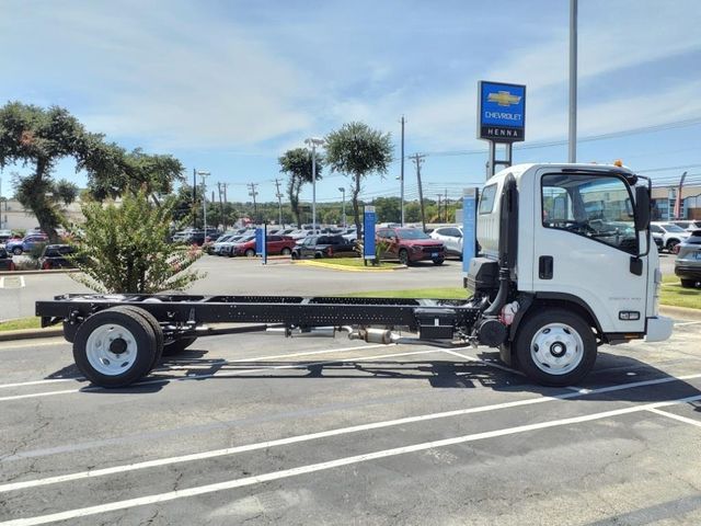 2025 Chevrolet 5500 XG LCF Gas Base