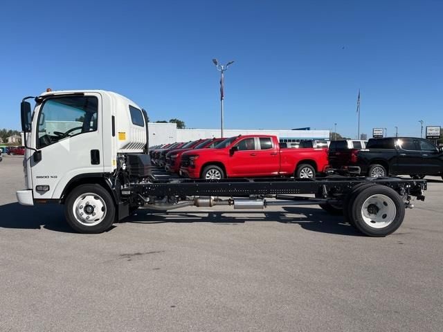 2025 Chevrolet 5500 XG LCF Gas Base