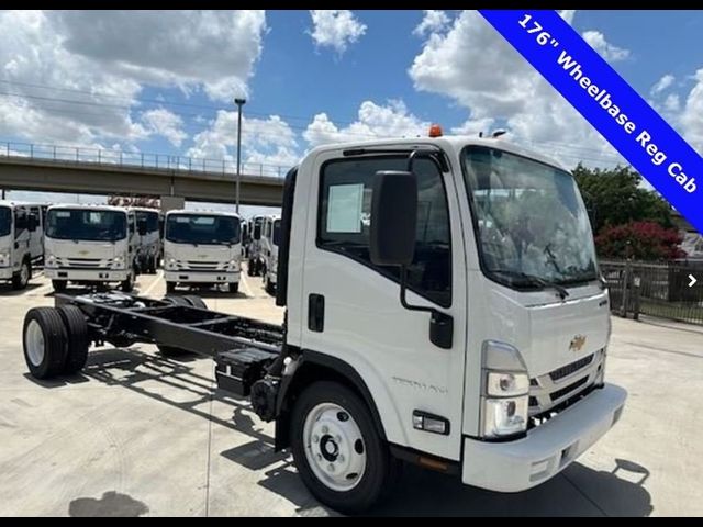 2025 Chevrolet 5500 XG LCF Gas Base