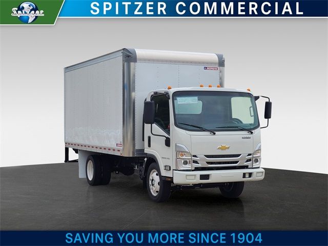 2025 Chevrolet 5500 XG LCF Gas Base