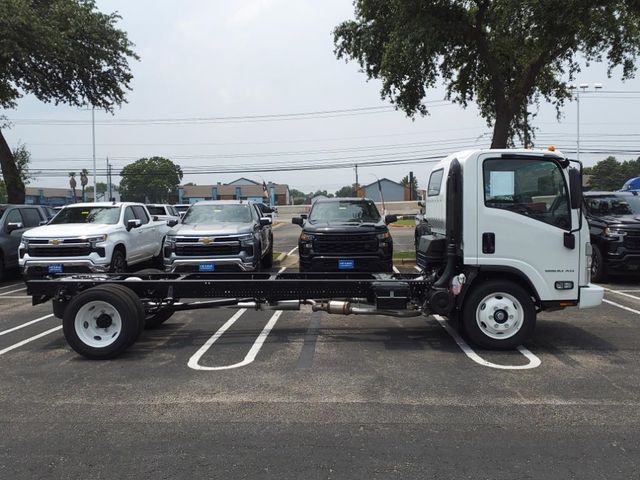 2025 Chevrolet 5500 XG LCF Gas Base