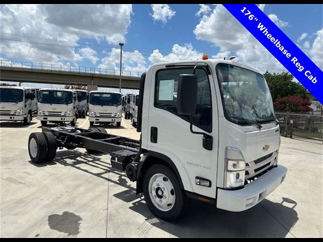 2025 Chevrolet 5500 XG LCF Gas Base