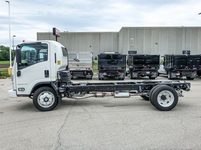 2025 Chevrolet 5500 XG LCF Gas Base