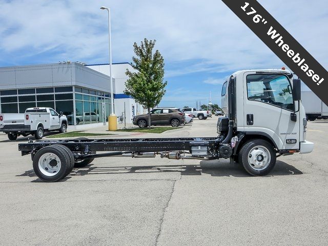 2025 Chevrolet 5500 XG LCF Gas Base