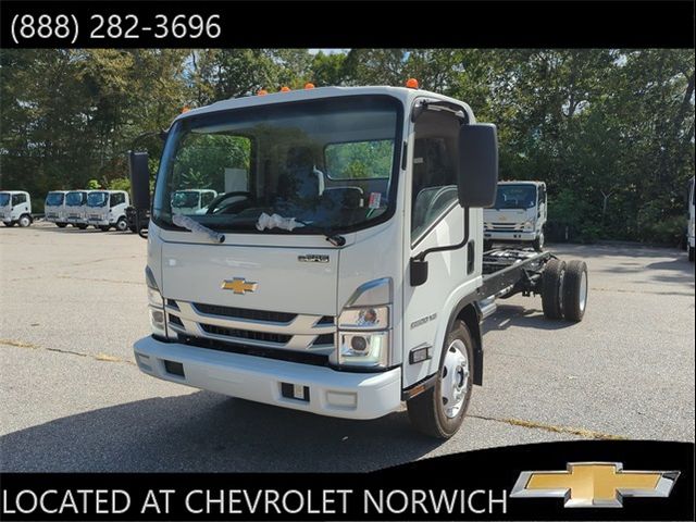 2025 Chevrolet 5500 XG LCF Gas Base