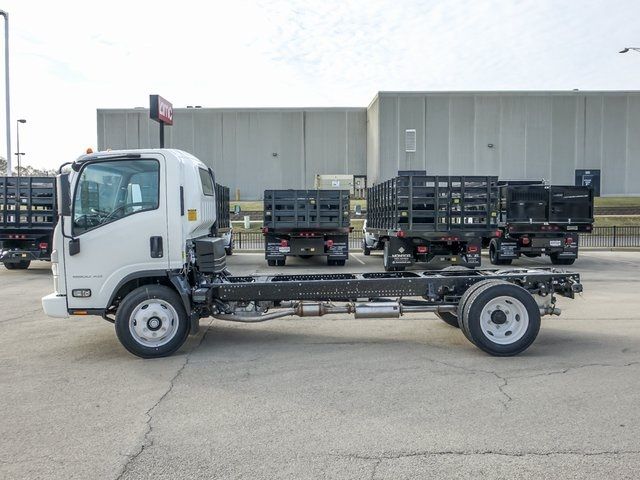 2025 Chevrolet 5500 XG LCF Gas Base