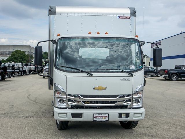 2025 Chevrolet 5500 XG LCF Gas Base