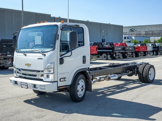 2025 Chevrolet 5500 XG LCF Gas Base