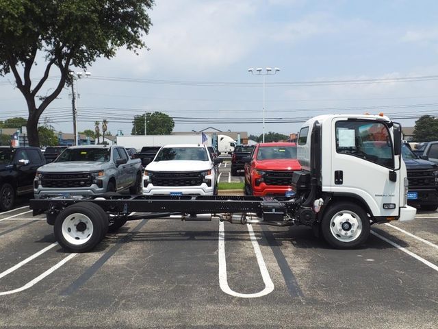 2025 Chevrolet 5500 XG LCF Gas Base