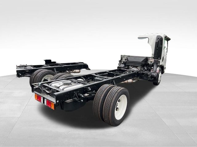 2025 Chevrolet 5500 XG LCF Gas Base