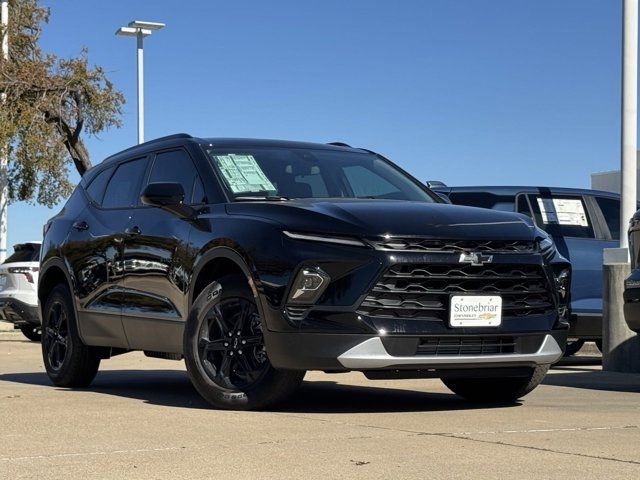 2025 Chevrolet Blazer LT