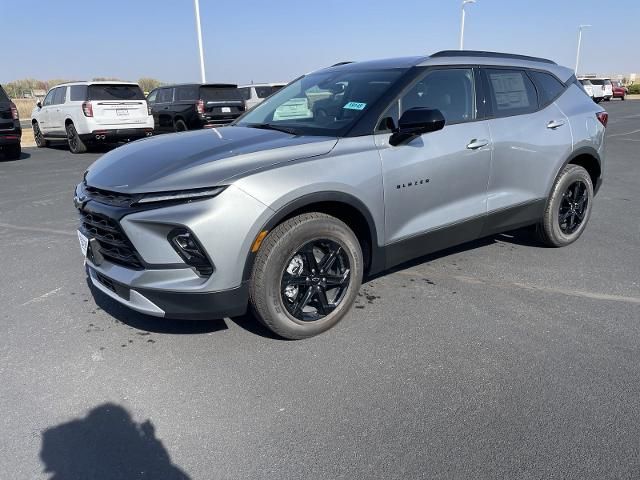 2025 Chevrolet Blazer LT