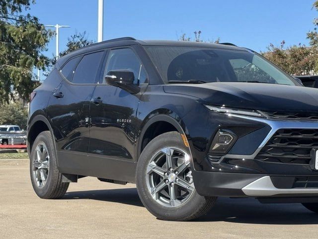 2025 Chevrolet Blazer LT