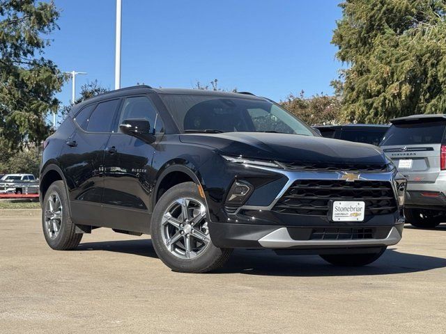 2025 Chevrolet Blazer LT