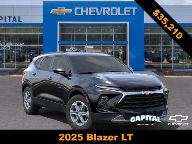 2025 Chevrolet Blazer LT