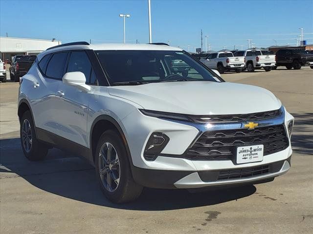 2025 Chevrolet Blazer LT