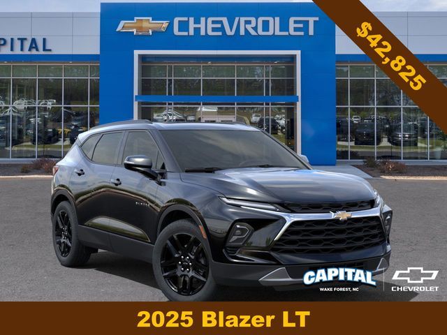 2025 Chevrolet Blazer LT